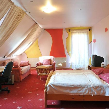 Gostilna In Prenocisca Brancurnik Hotel Prevalje Kültér fotó