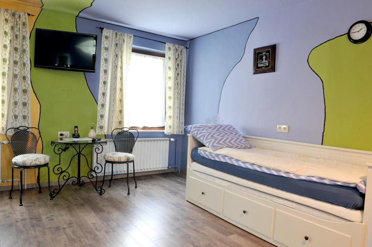 Gostilna In Prenocisca Brancurnik Hotel Prevalje Kültér fotó