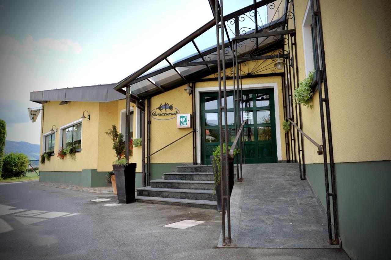 Gostilna In Prenocisca Brancurnik Hotel Prevalje Kültér fotó