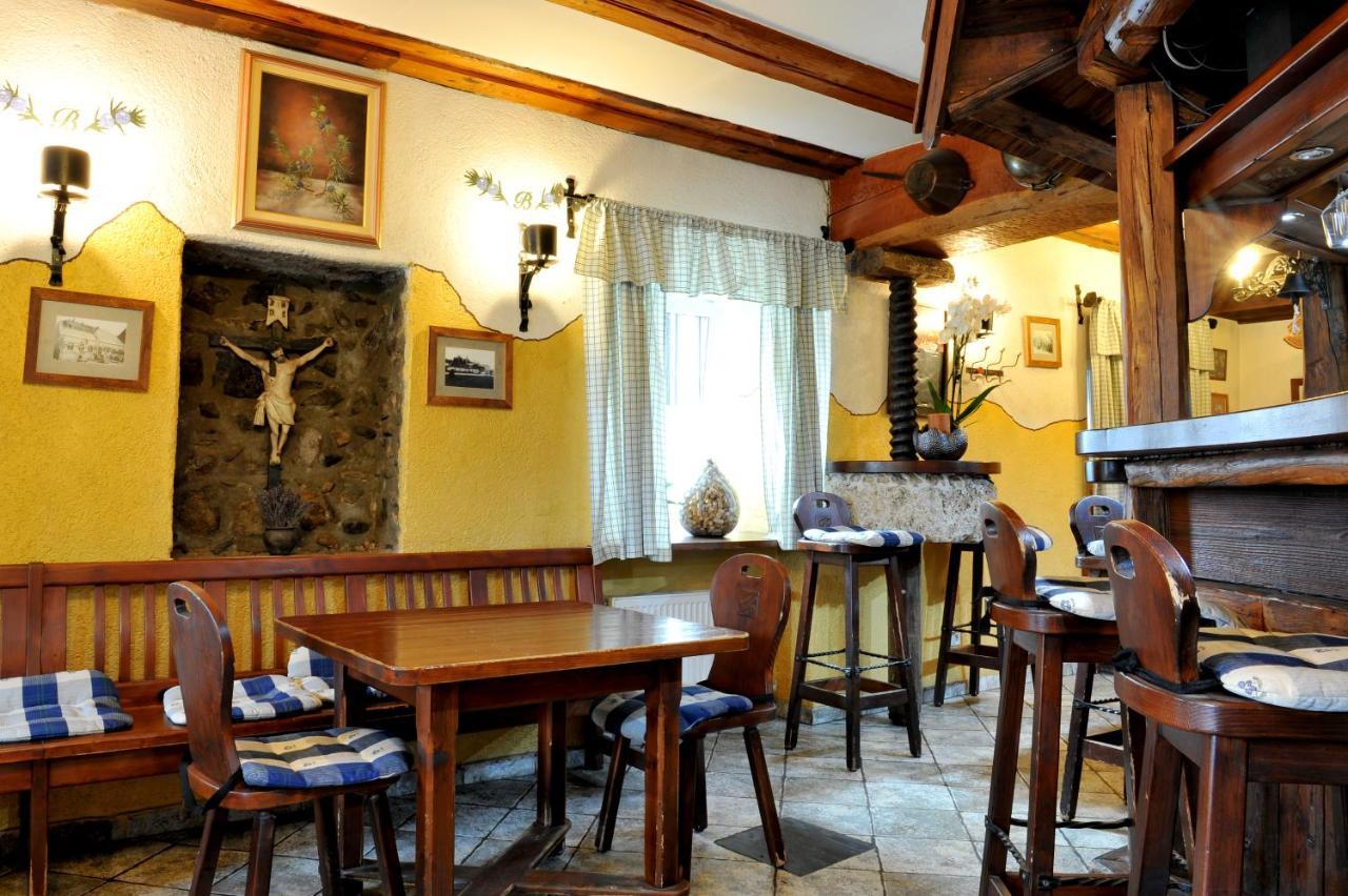 Gostilna In Prenocisca Brancurnik Hotel Prevalje Kültér fotó